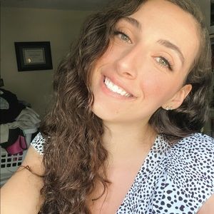 Meet your Posher, Tiffany